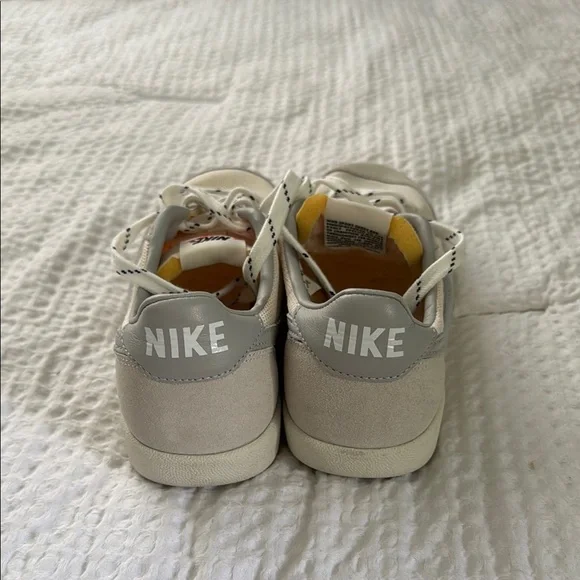 Nike Killshot Sneakers in Beige and Light Gray excellent condition - Picture 4 of 11